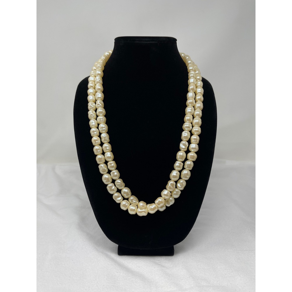 Avon Women Faux Baroque Pearl Necklace OS Cream Vintage Double Strand Style